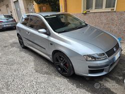 Grigio Usata 2006 Fiat Stilo Due volumi | 2200 € (Buon prezzo)