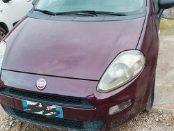 Usata 2012 Fiat Punto Tre volumi | 3899 € (Buon prezzo)