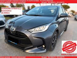 Grigio Usata 2022 Toyota Yaris Hybrid Trend Tre volumi | 17.500 € (Ottimo prezzo)