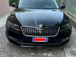 Usata 2016 Skoda Superb Executive Station wagon | 11.000 € (Cara)