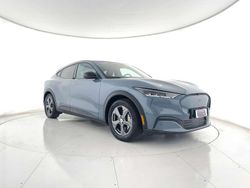 Blu metallizzato Usata 2023 Ford Mustang Mach-E Standard Range SUV | 28.900 € (Buon prezzo)