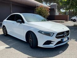 Bianco Usata 2019 Mercedes A180 Premium Tre volumi | 26.000 €