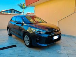 Grigio Usata 2018 Kia Rio Due volumi | 8500 € (Ottimo prezzo)
