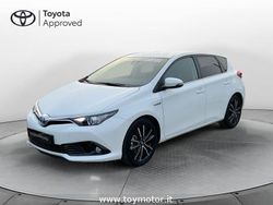 Bianco Usata 2017 Toyota Auris Hybrid Style Tre volumi | 15.400 € (Cara)