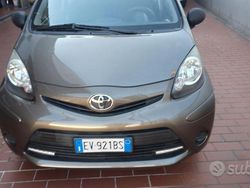 Marrone Usata 2014 Toyota Aygo X-clusiv Due volumi | 6200 € (Cara)