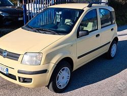Giallo Usata 2007 Fiat Panda Dynamic Tre volumi | 2299 € (Ottimo prezzo)