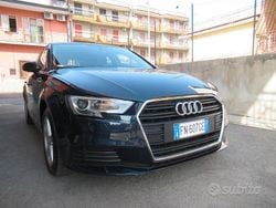 Blu Usata 2018 Audi A3 Business Tre volumi | 16.500 € (Ottimo prezzo)