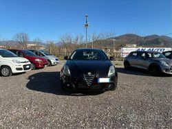 Nero Usata 2015 Alfa Romeo Giulietta Tre volumi | 6850 € (Super prezzo)