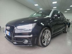 Nero Usata 2011 Audi A1 Attraction Tre volumi | 9900 € (Buon prezzo)
