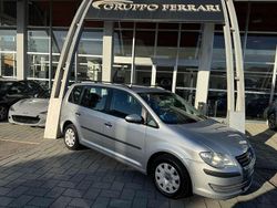 Grigio Usata 2009 VW Touran Trendline Monovolume | 4400 € (Buon prezzo)
