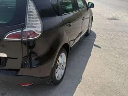 Nero Usata 2012 Renault Scénic III Bose Edition Monovolume | 3700 € (Buon prezzo)