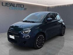 Blu/azzurro Usata 2022 Fiat 500e Icon Tre volumi | 17.200 € (Buon prezzo)