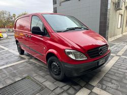 Rosso Usata 2010 Mercedes Vito Furgone | 4800 € (Super prezzo)