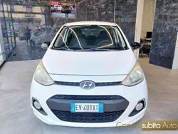 Bianco Usata 2015 Hyundai i10 Comfort Due volumi | 4999 € (Ottimo prezzo)