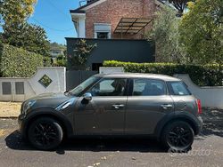 Marrone Usata 2013 Mini One D Due volumi | 10.000 € (Molto cara)