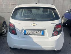 Bianco Usata 2012 Chevrolet Aveo LT Tre volumi | 2600 € (Ottimo prezzo)