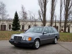 Grigio Usata 1993 Mercedes E280 Station wagon | 59.600 €