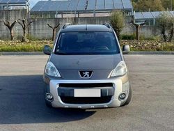 Grigio Usata 2010 Peugeot Partner Tepee Outdoor Monovolume | 5900 € (Buon prezzo)