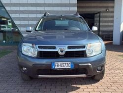 Blu/azzurro Usata 2012 Dacia Duster Lauréate SUV | 4350 € (Buon prezzo)