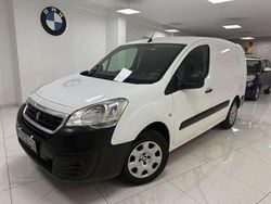 Bianco Usata 2016 Peugeot Partner Tepee Active Monovolume | 8999 € (Buon prezzo)