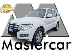 Bianco Usata 2016 Mitsubishi Pajero Instyle SUV | 19.900 € (Buon prezzo)