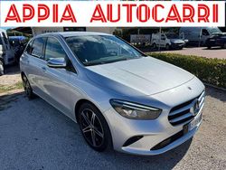 Argento Usata 2021 Mercedes B200 Monovolume | 26.900 € (Buon prezzo)