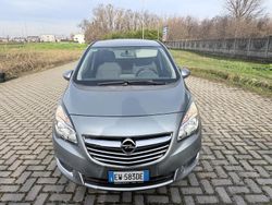 Grigio Usata 2014 Opel Meriva Cosmo Monovolume | 3600 € (Ottimo prezzo)