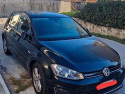 Nero Usata 2017 VW Golf Highline Tre volumi | 6999 € (Buon prezzo)