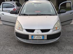 Grigio Usata 2007 Mitsubishi Colt Tre volumi | 2750 €