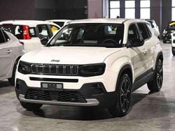 Bianco Nuova 2025 Jeep Avenger Summit SUV | 24.900 € (Buon prezzo)