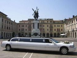 Usata 2003 Lincoln Town Car Tre volumi | 14.100 €