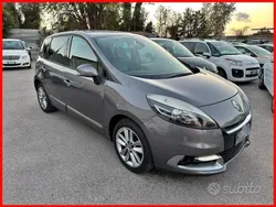 Usata 2012 Renault Scénic III Bose Edition Monovolume | 4900 € (Buon prezzo)