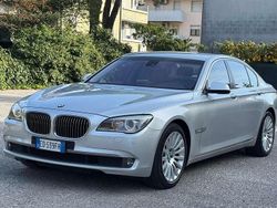 Argento Usata 2010 BMW 730L Tre volumi | 15.900 €