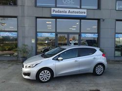 Grigio Usata 2017 Kia Ceed Due volumi | 10.900 € (Cara)
