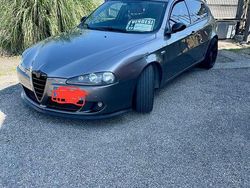 Usata 2009 Alfa Romeo 147 Distinctive Due volumi | 3550 € (Molto cara)