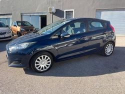 Blu Usata 2015 Ford Fiesta Tre volumi | 7800 € (Buon prezzo)