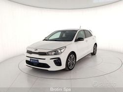 Bianco Usata 2019 Kia Rio GT-Line Tre volumi | 11.900 € (Buon prezzo)
