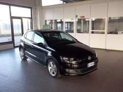 Nero perlato Usata 2011 VW Polo Highline Tre volumi | 7500 € (Buon prezzo)