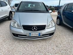 Argento Usata 2010 Mercedes A160 Avantgarde Tre volumi | 3450 € (Buon prezzo)