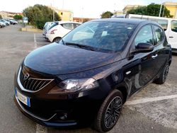 Nero Usata 2023 Lancia Ypsilon Gold Due volumi | 12.900 € (Buon prezzo)