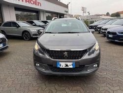 Grigio Usata 2017 Peugeot 2008 Allure SUV | 9600 € (Buon prezzo)