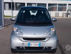 Usata 2009 Smart ForTwo Coupé Due volumi | 5200 € (Buon prezzo)