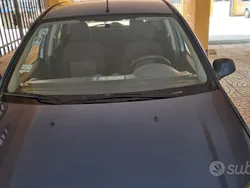 Usata 2008 Ford Fusion Tre volumi | 3000 € (Molto cara)