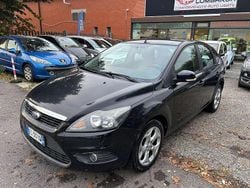 Nero Usata 2010 Ford Focus Tre volumi | 3300 € (Buon prezzo)