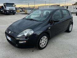 Nero Usata 2013 Fiat Punto Lounge Tre volumi | 3900 € (Ottimo prezzo)
