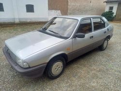 Usata 1983 Alfa Romeo 33 Quadrifoglio Tre volumi | 5800 €