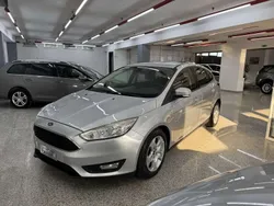 Argento Usata 2015 Ford Focus Titanium X Tre volumi | 5999 € (Ottimo prezzo)