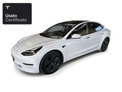 Pearl white multicoat Usata 2021 Tesla Model 3 Long Range AWD Tre volumi | 29.600 € (Buon prezzo)