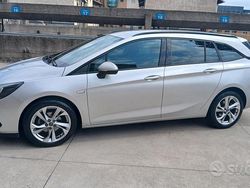 Grigio Usata 2020 Opel Astra Business Elegance Station wagon | 7500 € (Super prezzo)