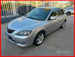 Grigio Usata 2005 Mazda 3 Tre volumi | 2399 € (Buon prezzo)